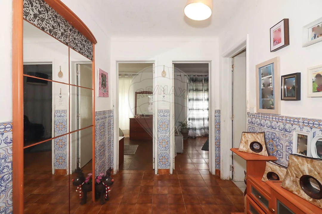 Moradia T2 para Venda em Castanheira do Ribatejo e Cachoeiras Foto 9