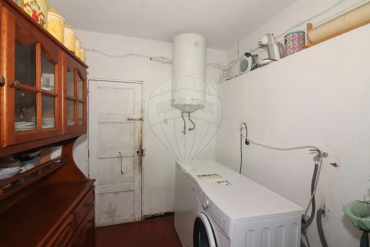 Moradia T2 para Venda em Castanheira do Ribatejo e Cachoeiras Foto 3