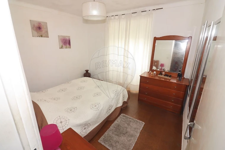 Moradia T2 para Venda em Castanheira do Ribatejo e Cachoeiras Foto 10