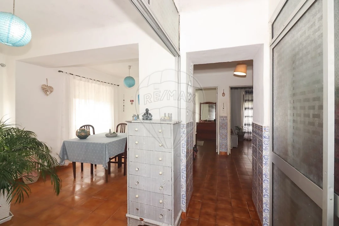 Moradia T2 para Venda em Castanheira do Ribatejo e Cachoeiras Foto 4