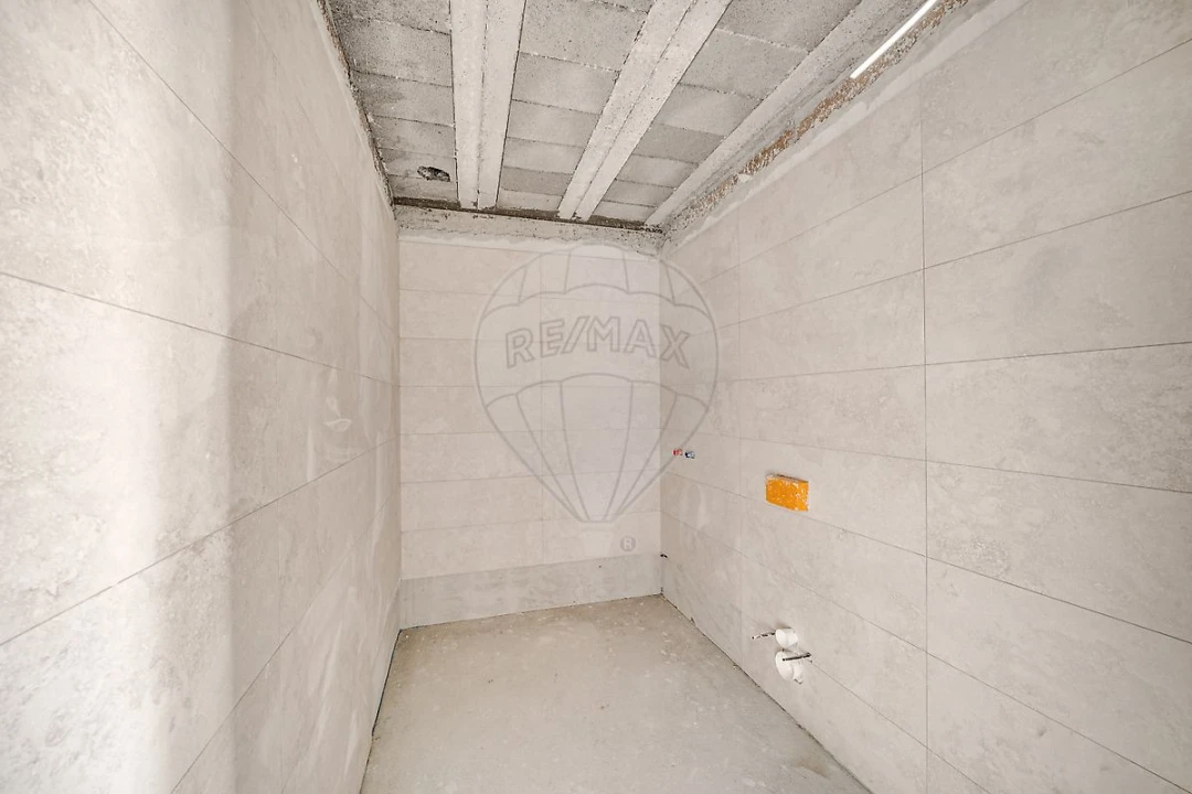 Moradia T4 para Venda em Mundão Foto 9