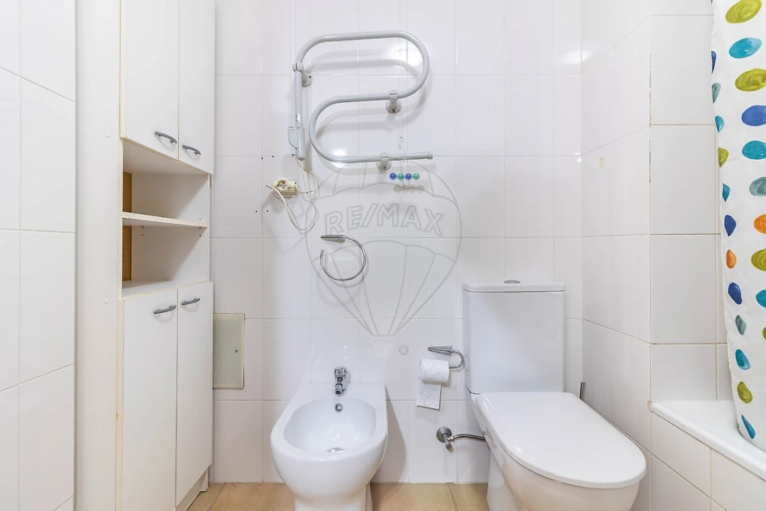 Apartamento T1 para Arrendamento em Mafamude e Vilar do Paraíso Foto 2