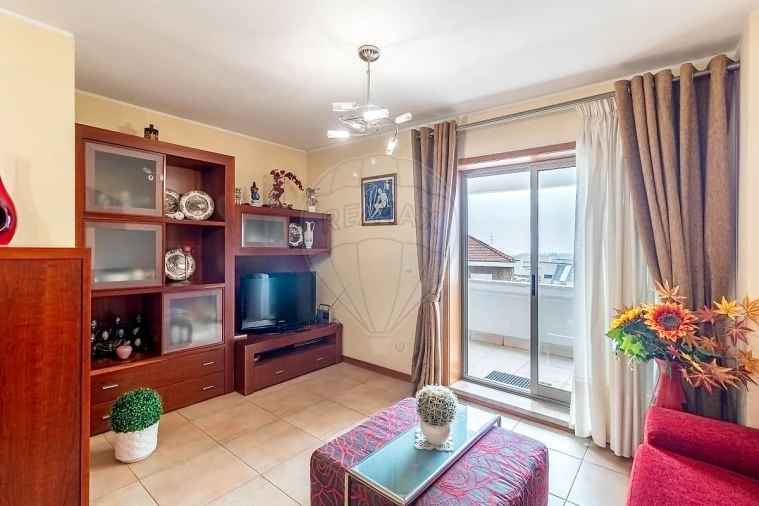 Apartamento T1 para Arrendamento em Mafamude e Vilar do Paraíso Foto 13