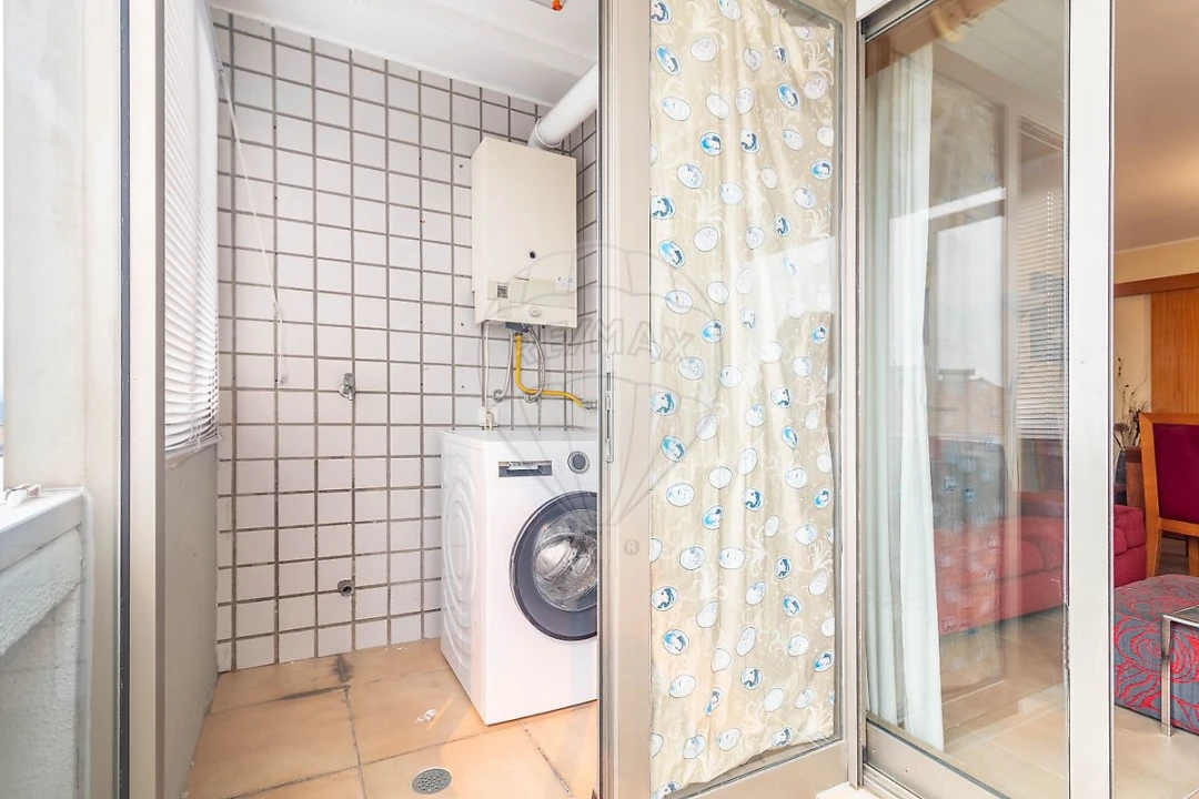 Apartamento T1 para Arrendamento em Mafamude e Vilar do Paraíso Foto 10