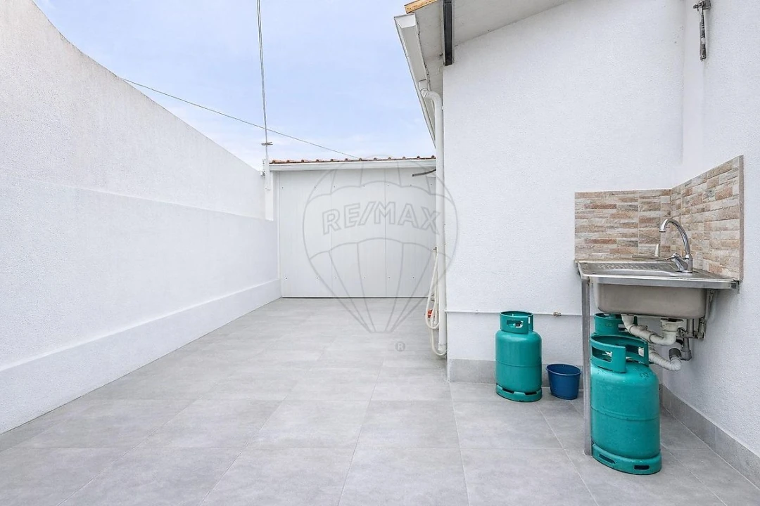 Moradia T2 para Venda em Manique do Intendente, Vila Nova de São Pedro e Maçussa Foto 12