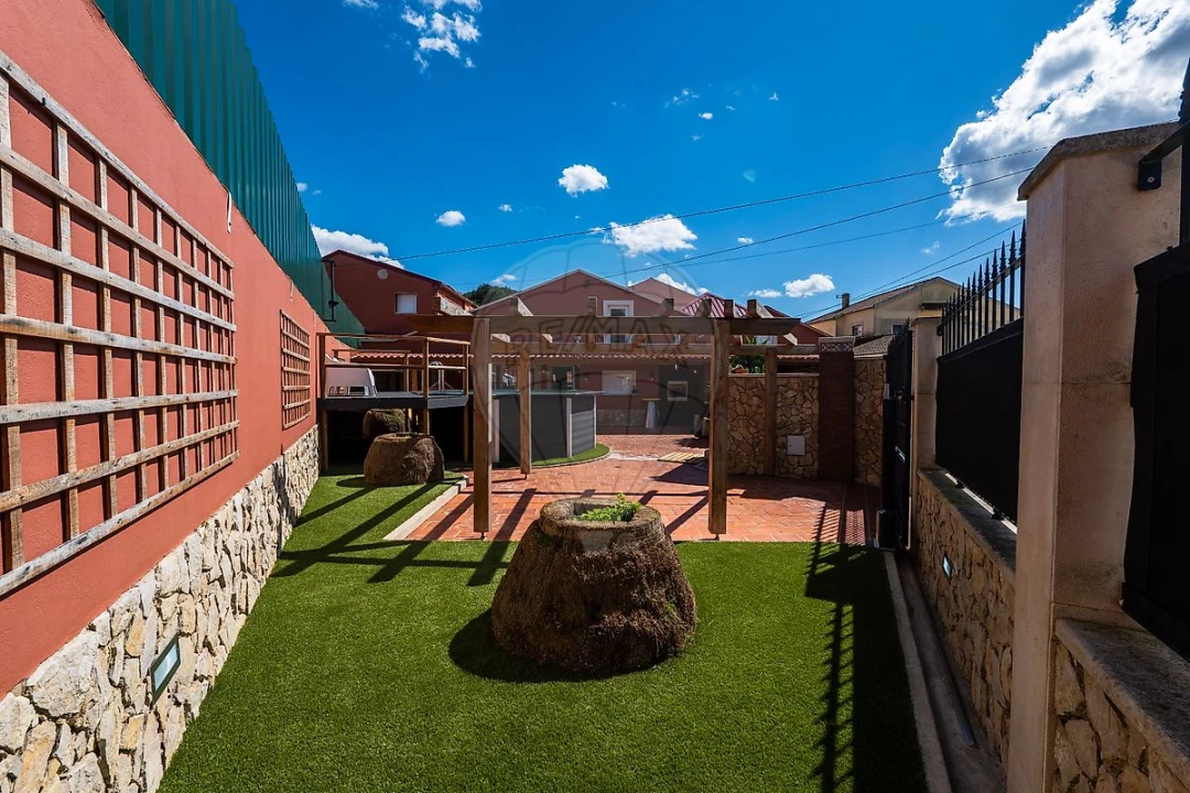 Moradia T3 para Venda em Landal Foto 46