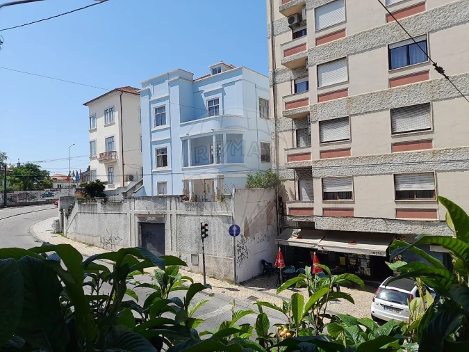 Armazém para Arrendamento em Sé Nova, Santa Cruz, Almedina e São Bartolomeu Foto 1