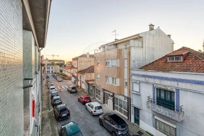 Apartamento T2 para Arrendamento em Cedofeita, Santo Ildefonso, Sé, Miragaia, São Nicolau e Vitória