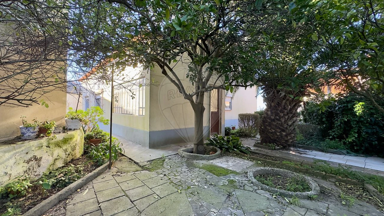 Moradia T4 para Venda em Caparica e Trafaria Foto 16