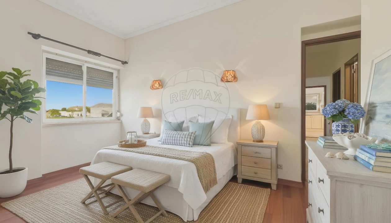 Moradia T4 para Venda em Caparica e Trafaria Foto 31