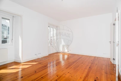 Apartamento T3 para Venda em Santo António