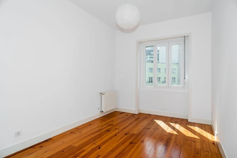 Apartamento T3 para Venda em Santo António Foto 11