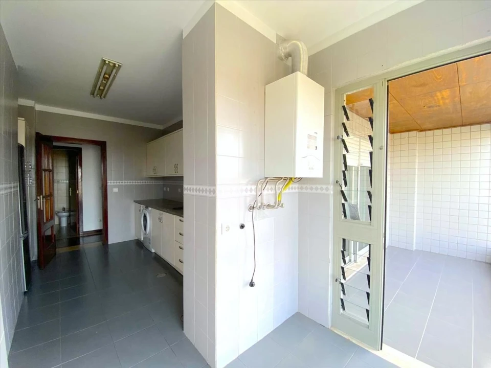 Apartamento T2 para Venda em Santa Marinha e São Pedro da Afurada Foto 9