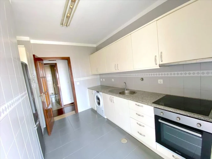 Apartamento T2 para Venda em Santa Marinha e São Pedro da Afurada Foto 7