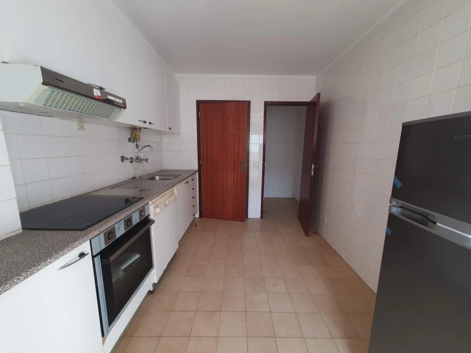 Apartamento T2 para Venda em Rio Tinto Foto 5