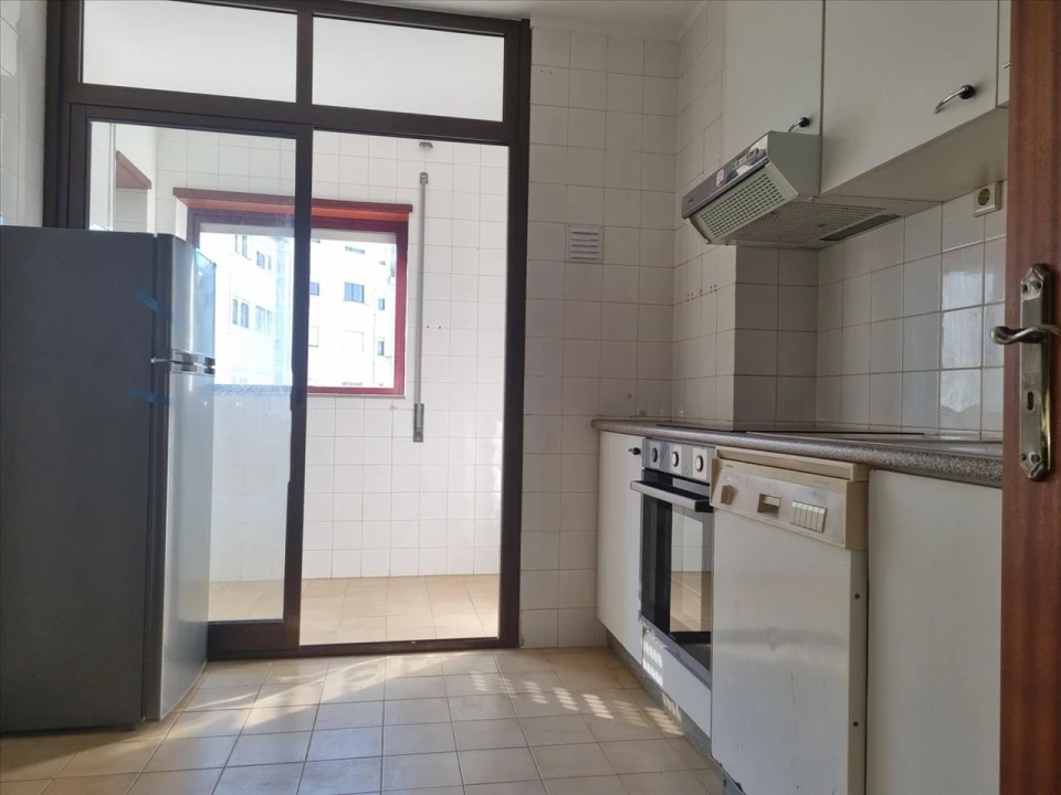 Apartamento T2 para Venda em Rio Tinto Foto 6