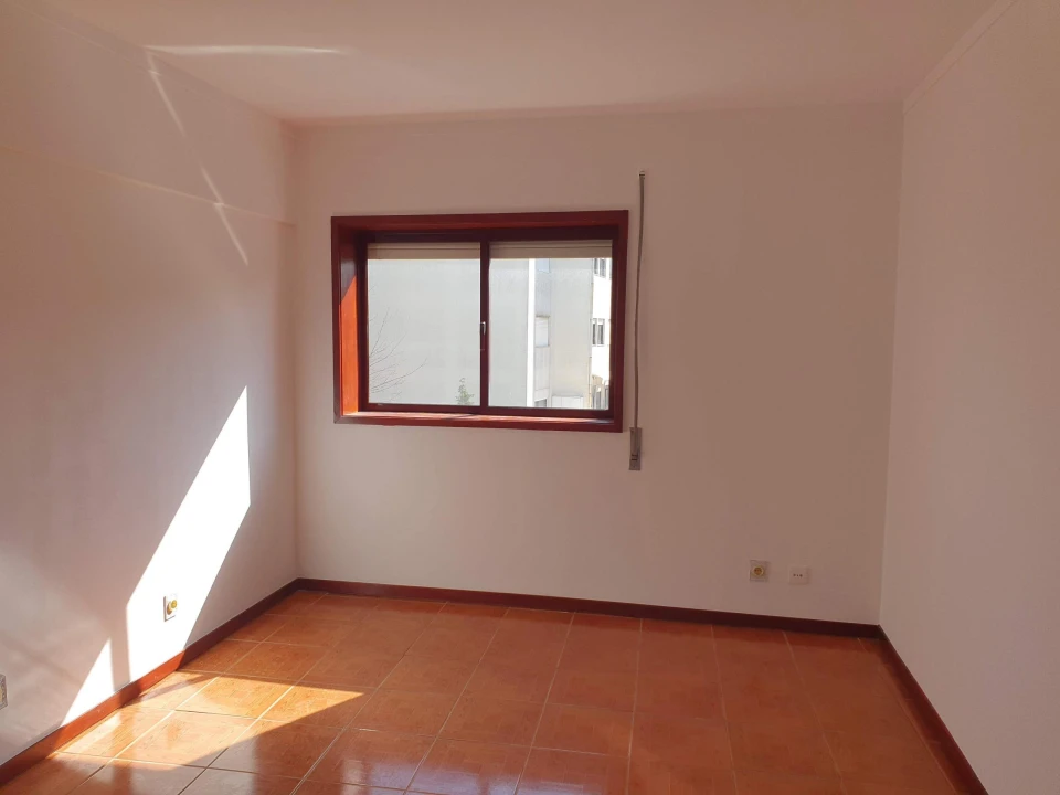 Apartamento T2 para Venda em Rio Tinto Foto 8