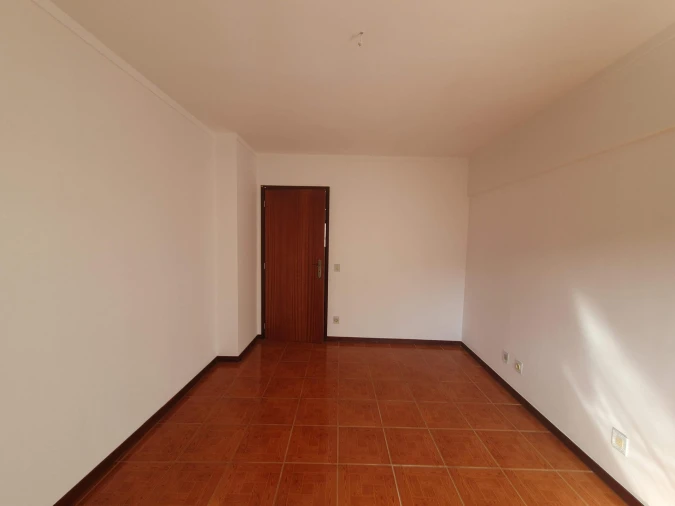 Apartamento T2 para Venda em Rio Tinto Foto 9