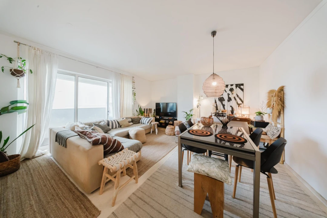 Apartamento T2 para Venda em Carnide Foto 1