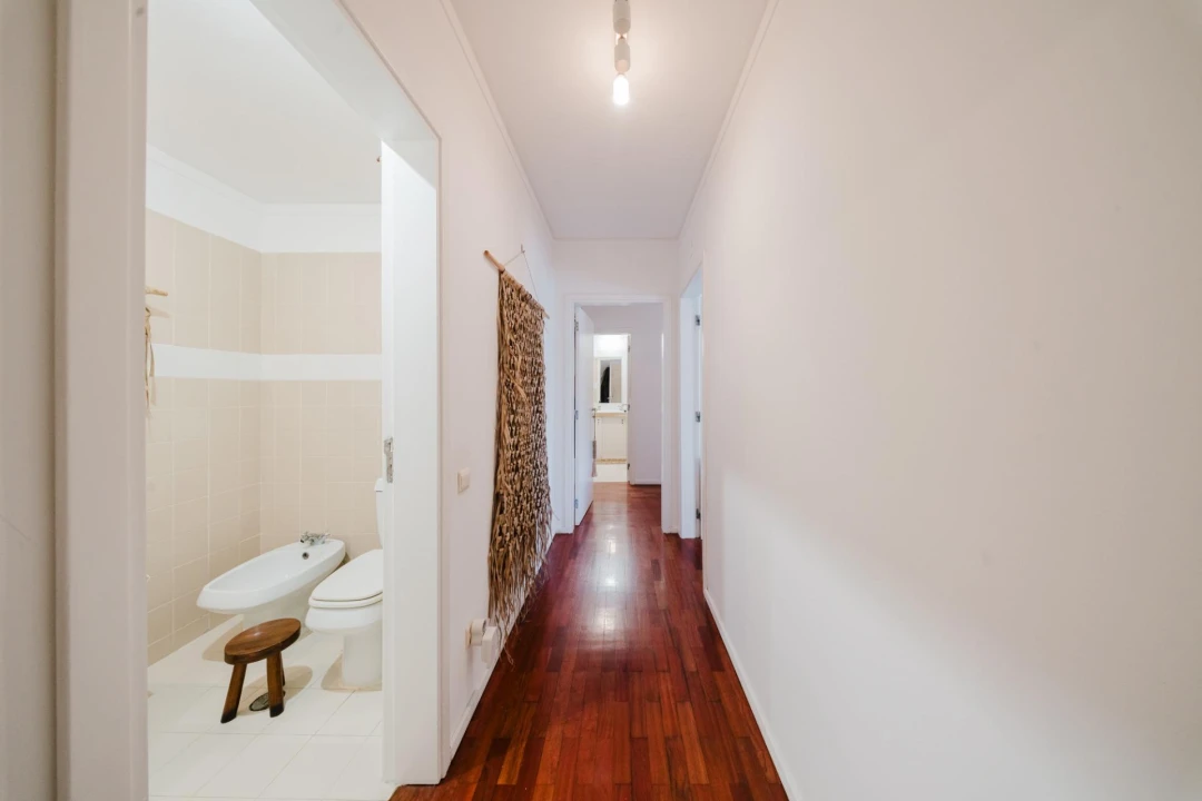 Apartamento T2 para Venda em Carnide Foto 9