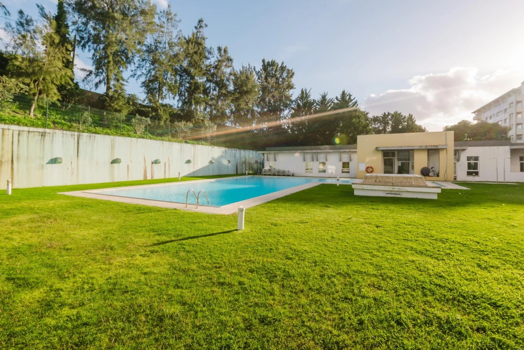 Apartamento T2 para Venda em Carnide Foto 16