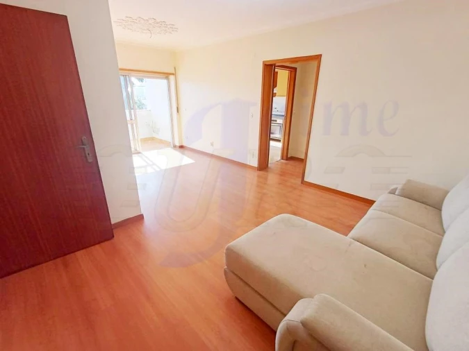 Apartamento T2 para Venda em Queluz e Belas Foto 5