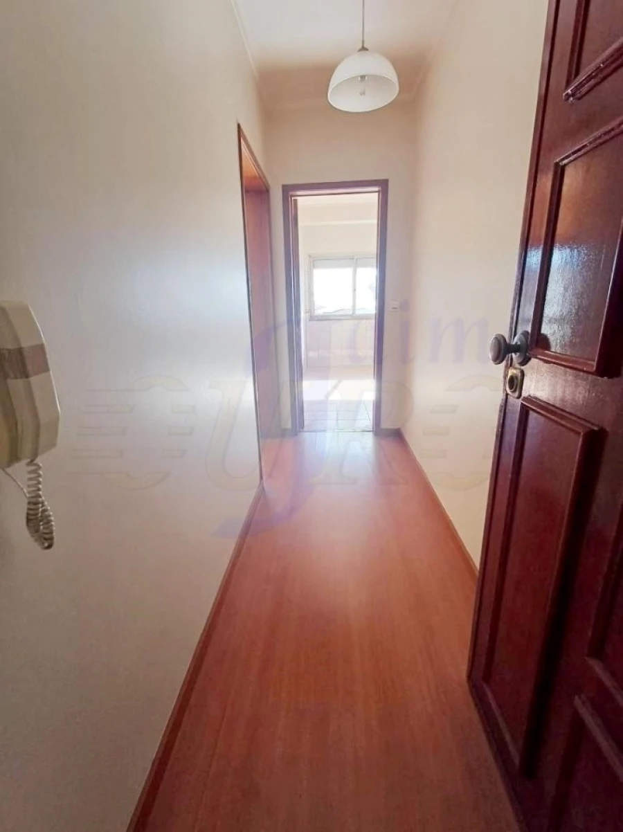 Apartamento T2 para Venda em Queluz e Belas Foto 7