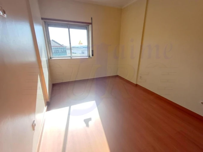 Apartamento T2 para Venda em Queluz e Belas Foto 9