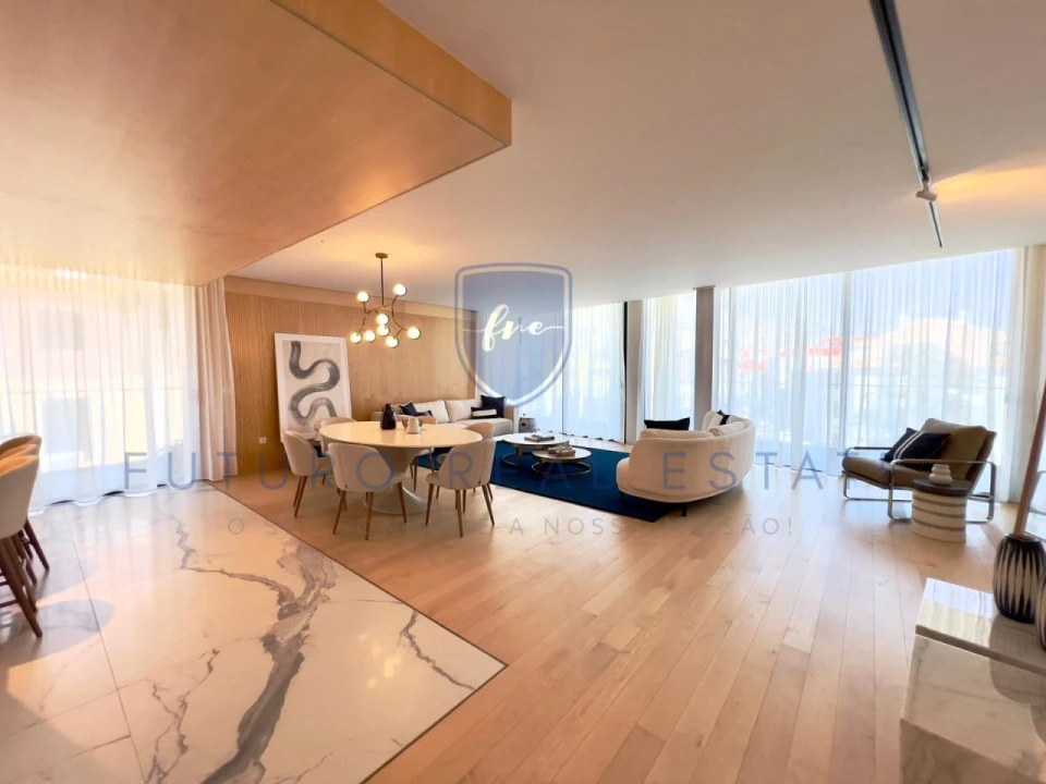 Apartamento T3 para Venda em Funchal (Se) Foto 1