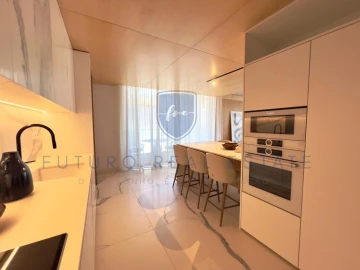 Apartamento T3 para Venda em Funchal (Se)