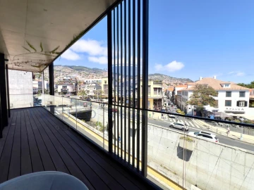 Apartamento T3 para Venda em Funchal (Se)