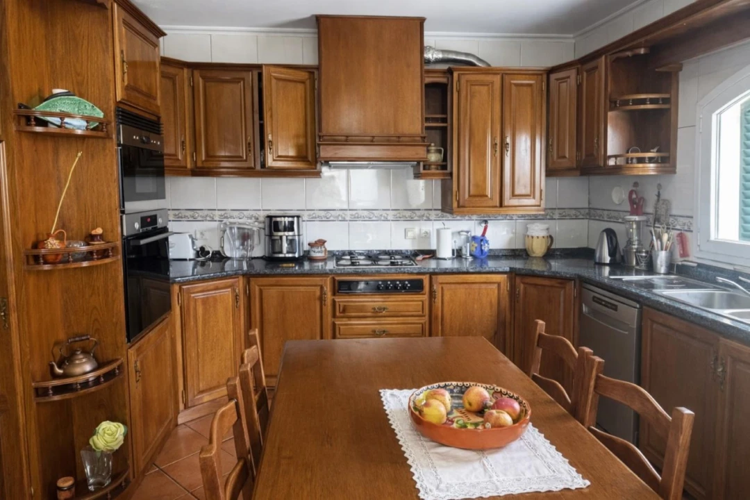 Moradia T4 para Venda em Esgueira Foto 6