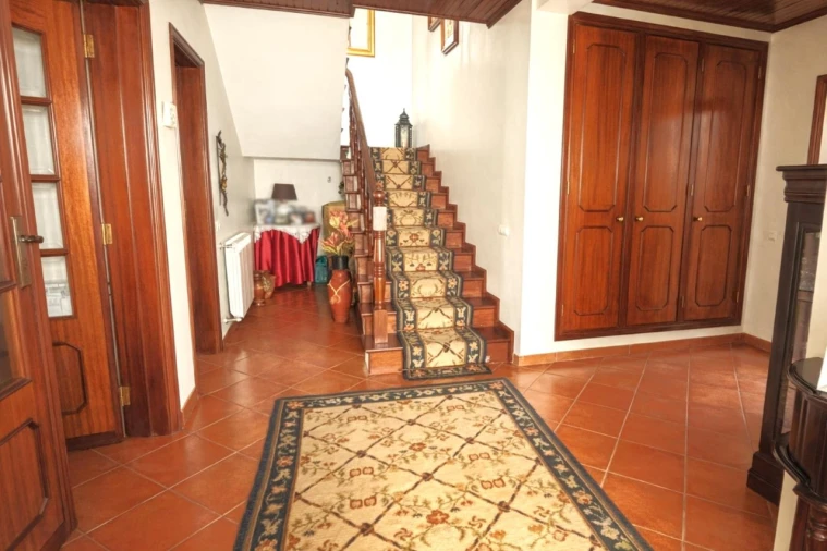 Moradia T4 para Venda em Esgueira Foto 2