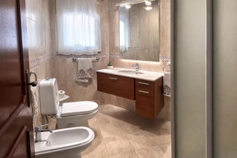 Moradia T4 para Venda em Esgueira Foto 9