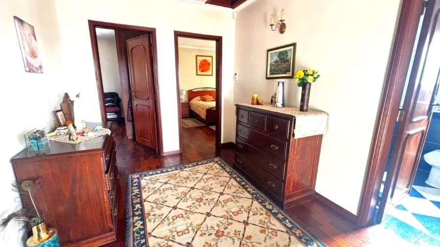 Moradia T4 para Venda em Esgueira Foto 12