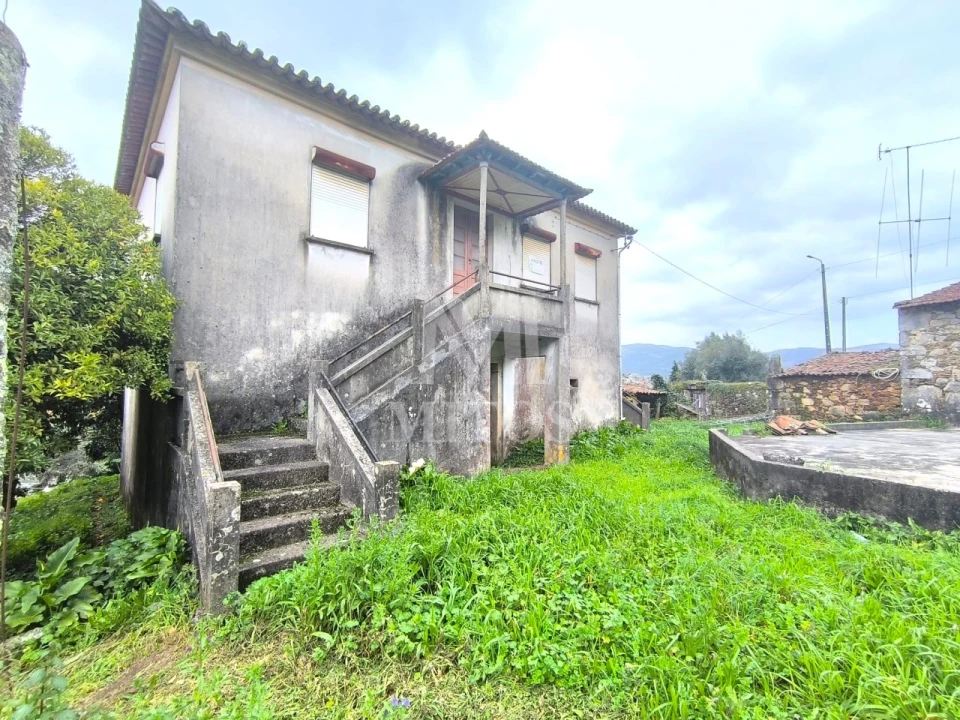 Moradia T4 para Venda em Durrães e Tregosa Foto 1