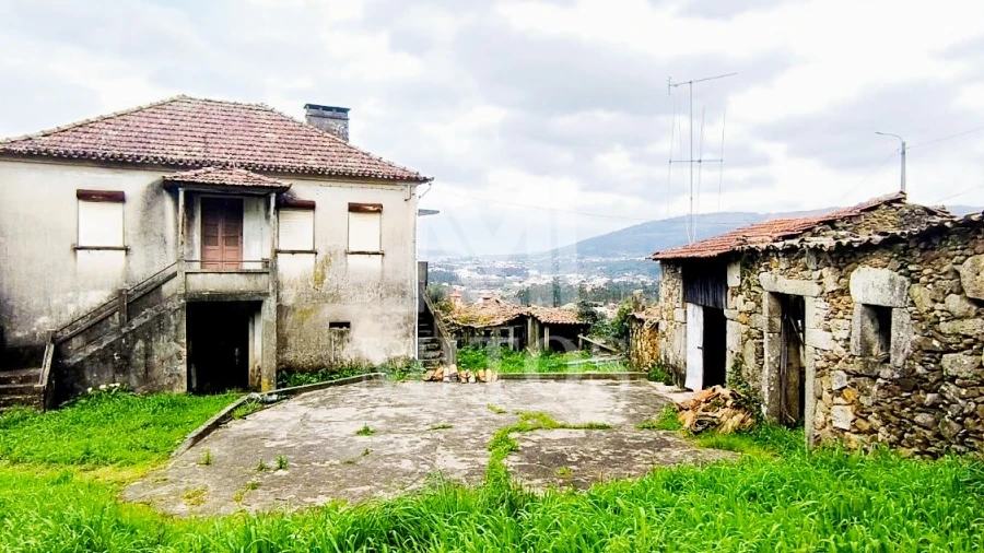 Moradia T4 para Venda em Durrães e Tregosa