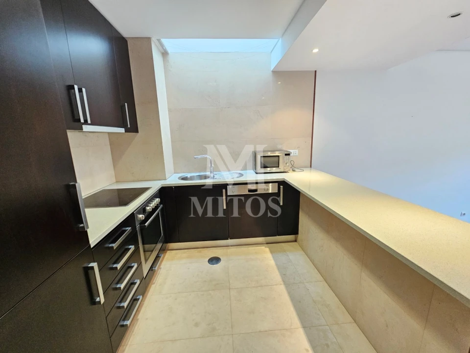 Apartamento T1 para Venda em Darque Foto 7