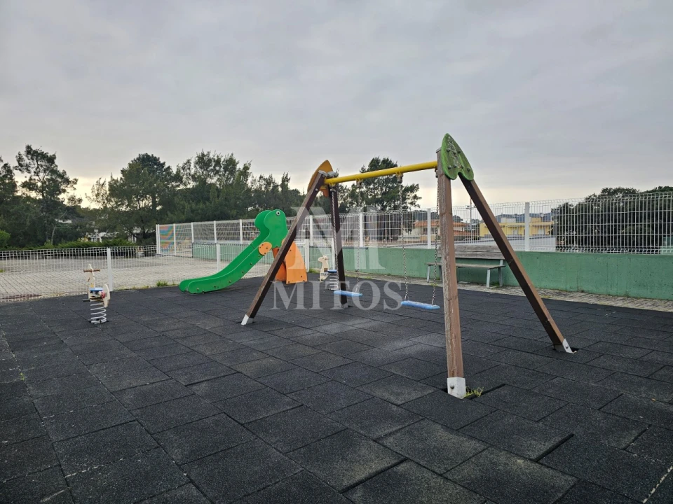 Apartamento T1 para Venda em Darque Foto 17