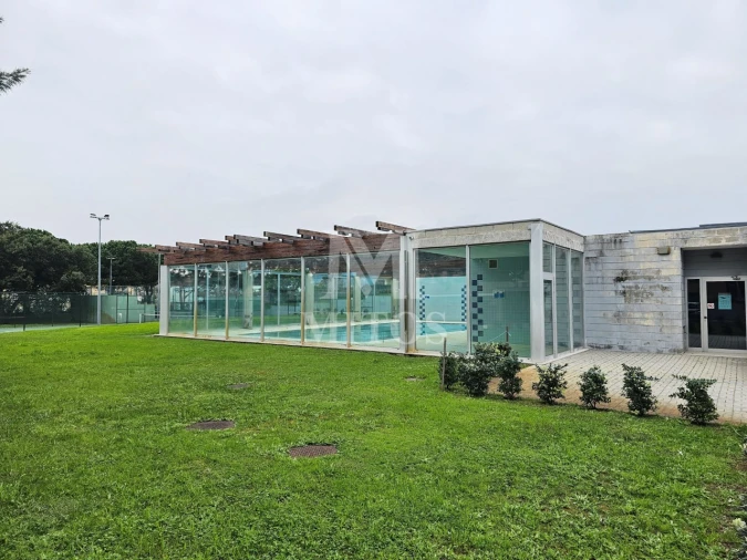 Apartamento T1 para Venda em Darque Foto 14