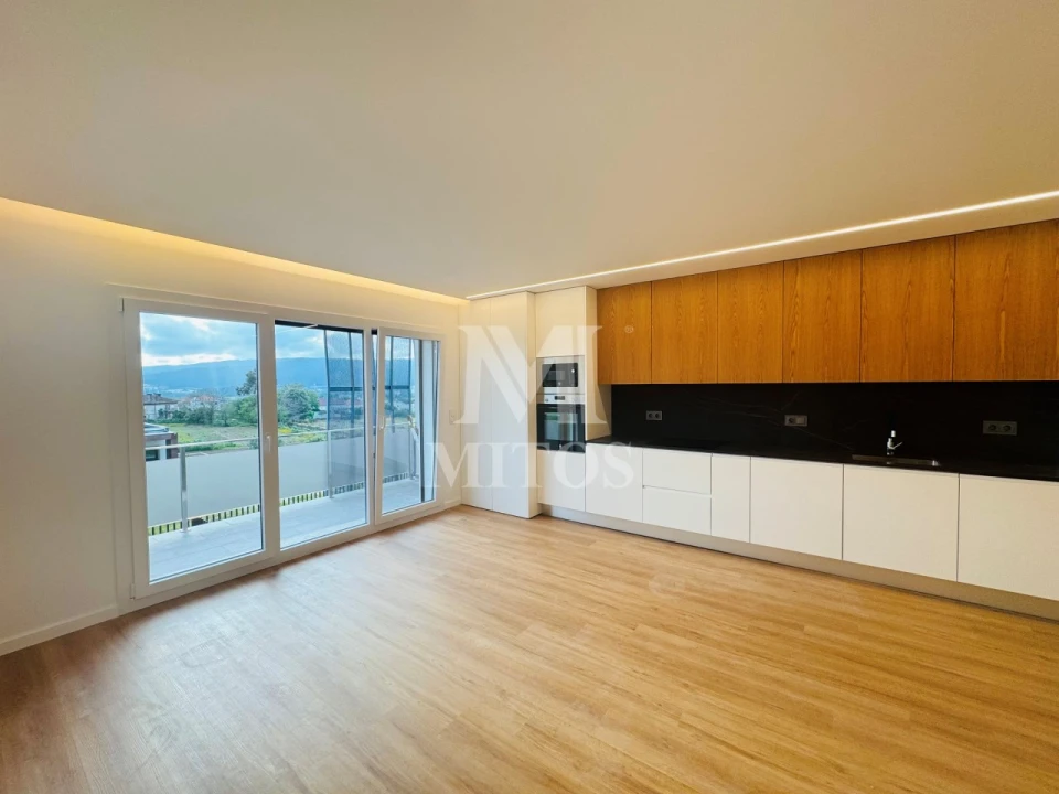 Apartamento T2 para Arrendamento em Santa Marta de Portuzelo Foto 1