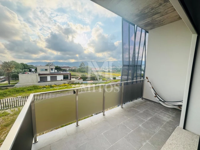 Apartamento T2 para Arrendamento em Santa Marta de Portuzelo Foto 6