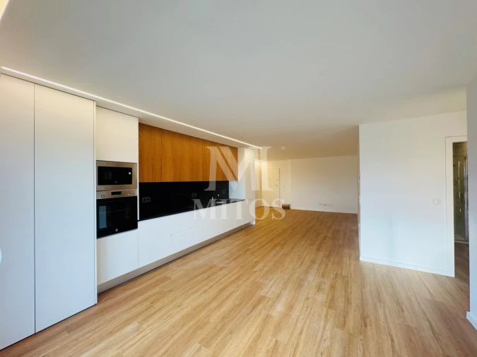 Apartamento T2 para Arrendamento em Santa Marta de Portuzelo Foto 2