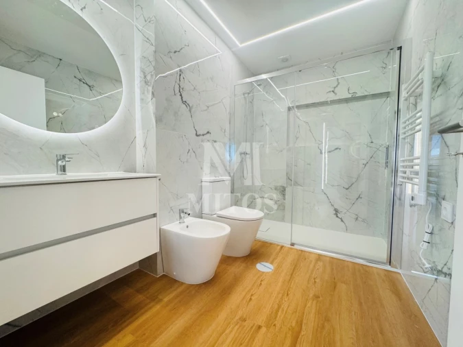 Apartamento T2 para Arrendamento em Santa Marta de Portuzelo Foto 12