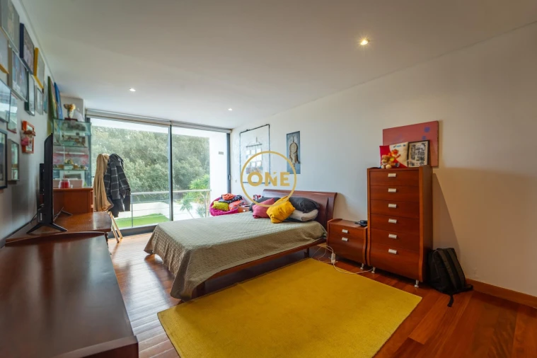 Moradia T5 para Venda em Rosto do Cão (São Roque) Foto 31