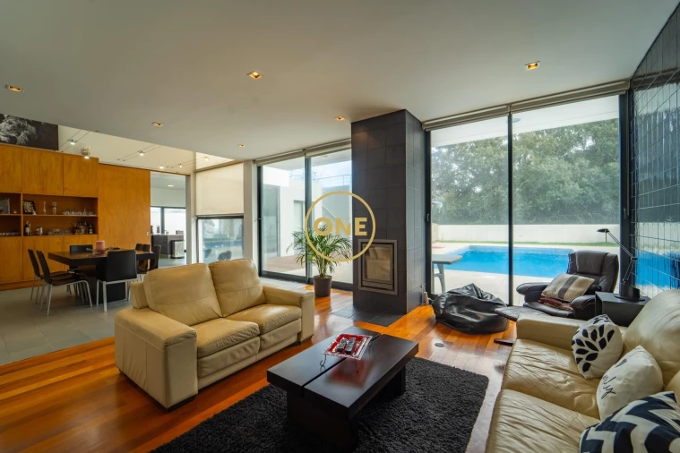 Moradia T5 para Venda em Rosto do Cão (São Roque) Foto 8