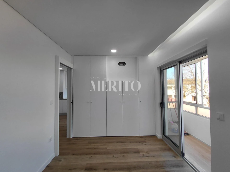 Apartamento para Venda em Arcozelo Foto 7