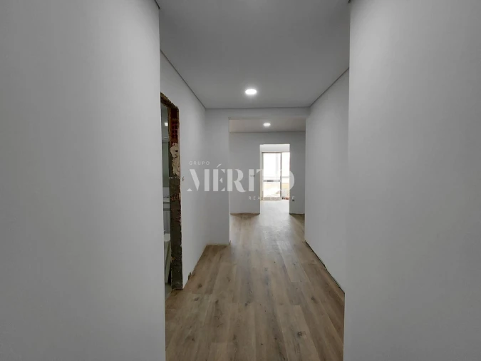 Apartamento para Venda em Arcozelo Foto 12