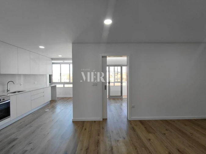 Apartamento para Venda em Arcozelo Foto 3