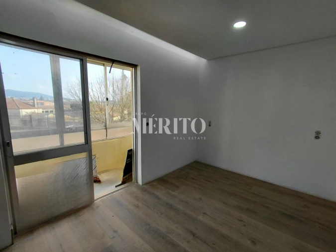 Apartamento para Venda em Arcozelo Foto 9